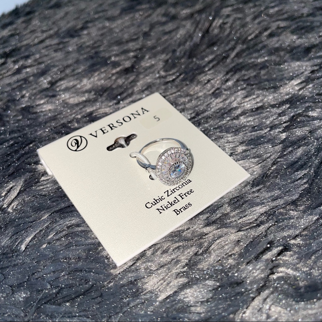 Versona Ring